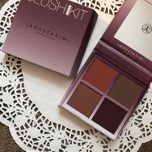 Anastasia Beverly Hills blush kit